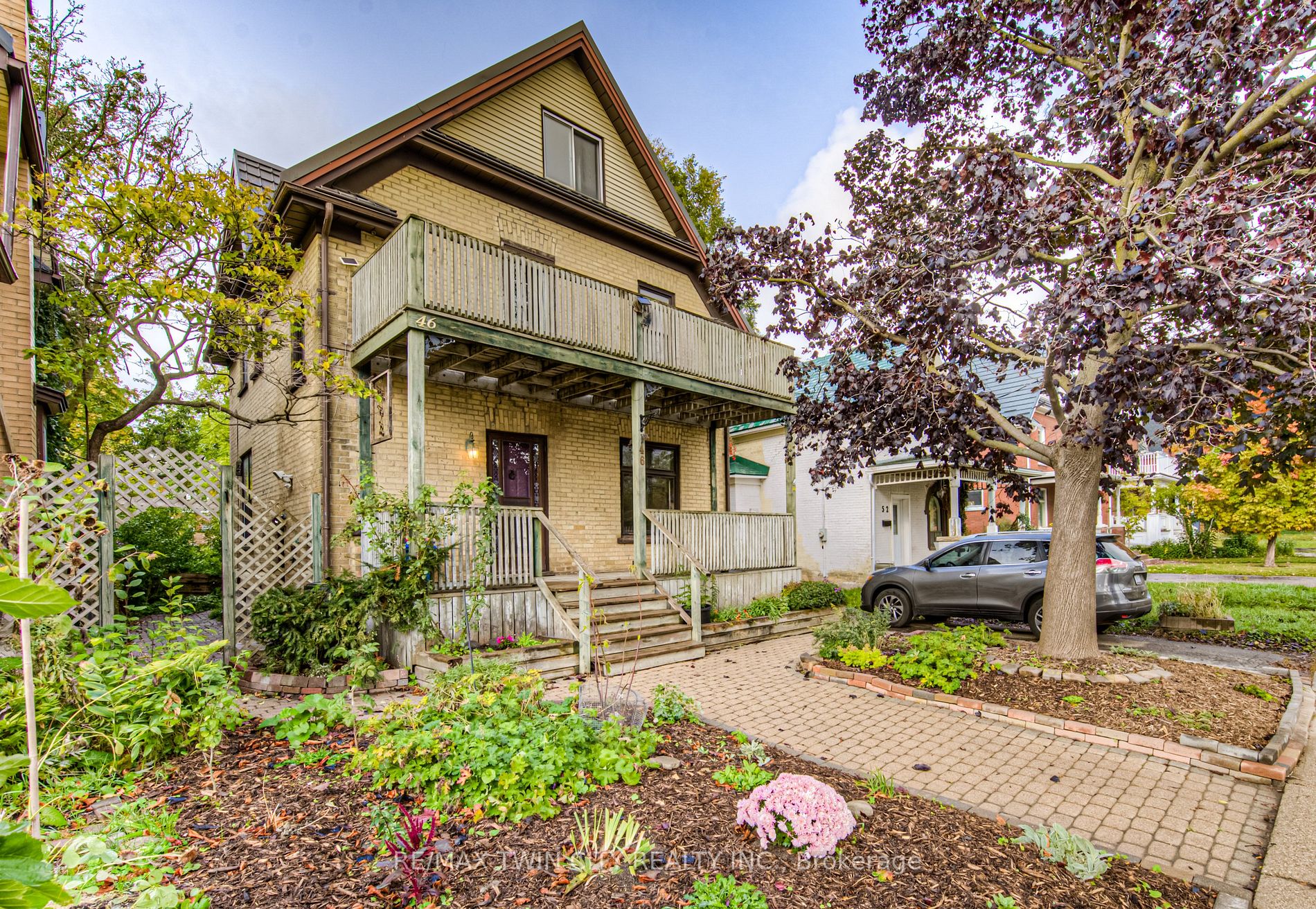 46 Wellington St N