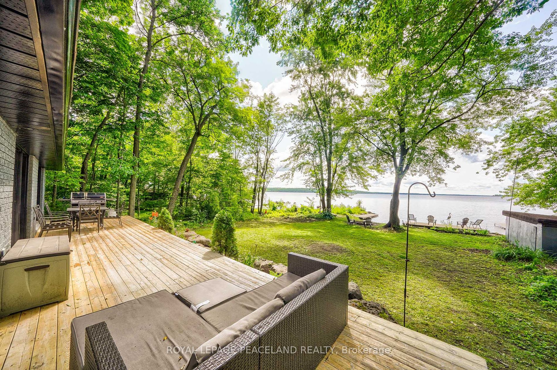 317 Riverside Dr