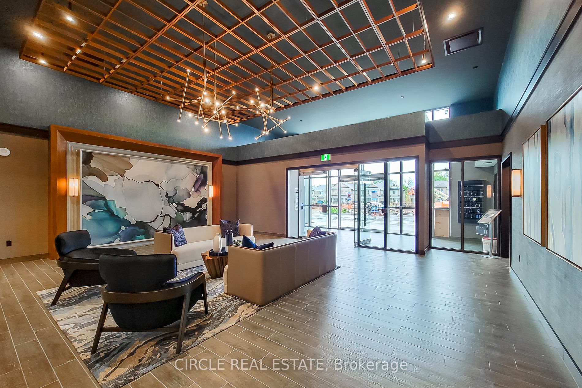 460 Dundas St E E, #102