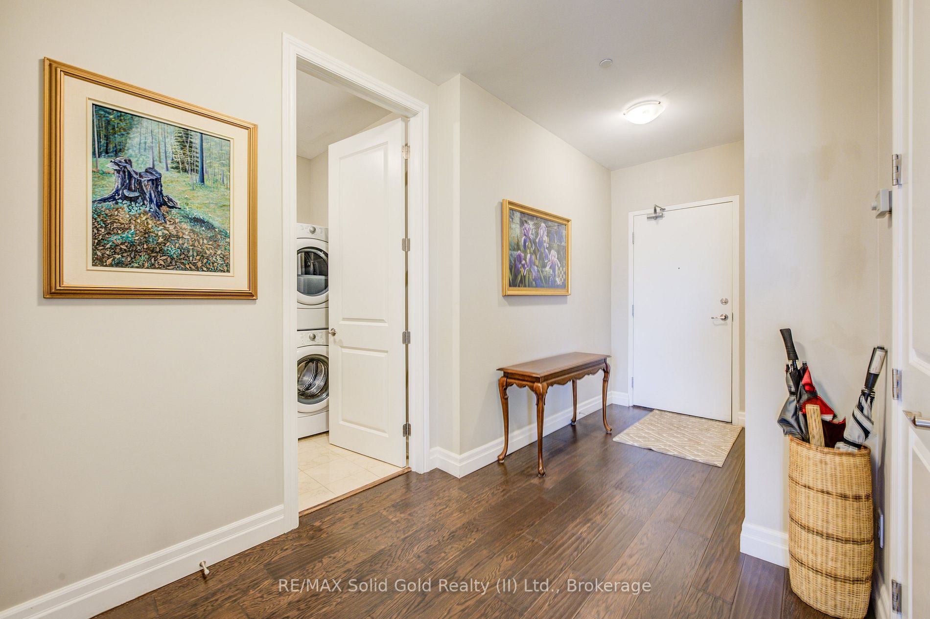 223 Erb St W, #703