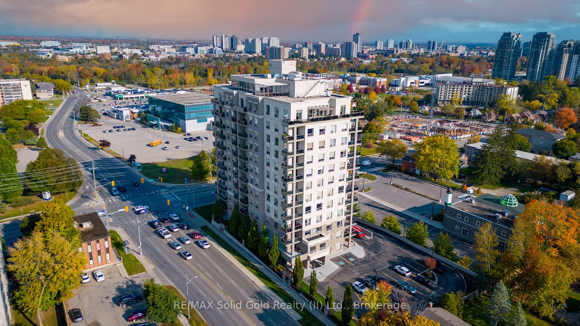 223 Erb St W, #703