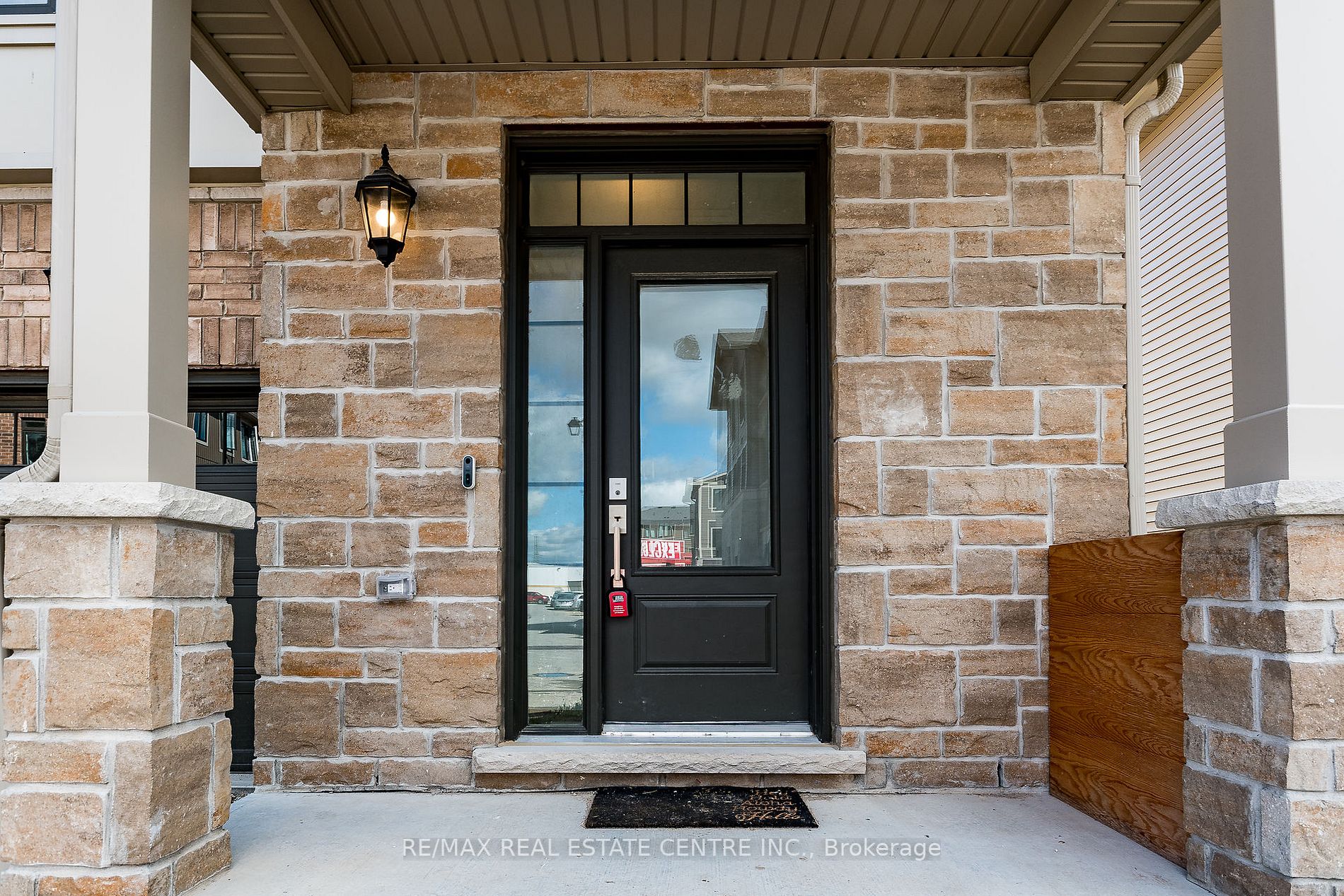 100 Hollywood Crt, #48