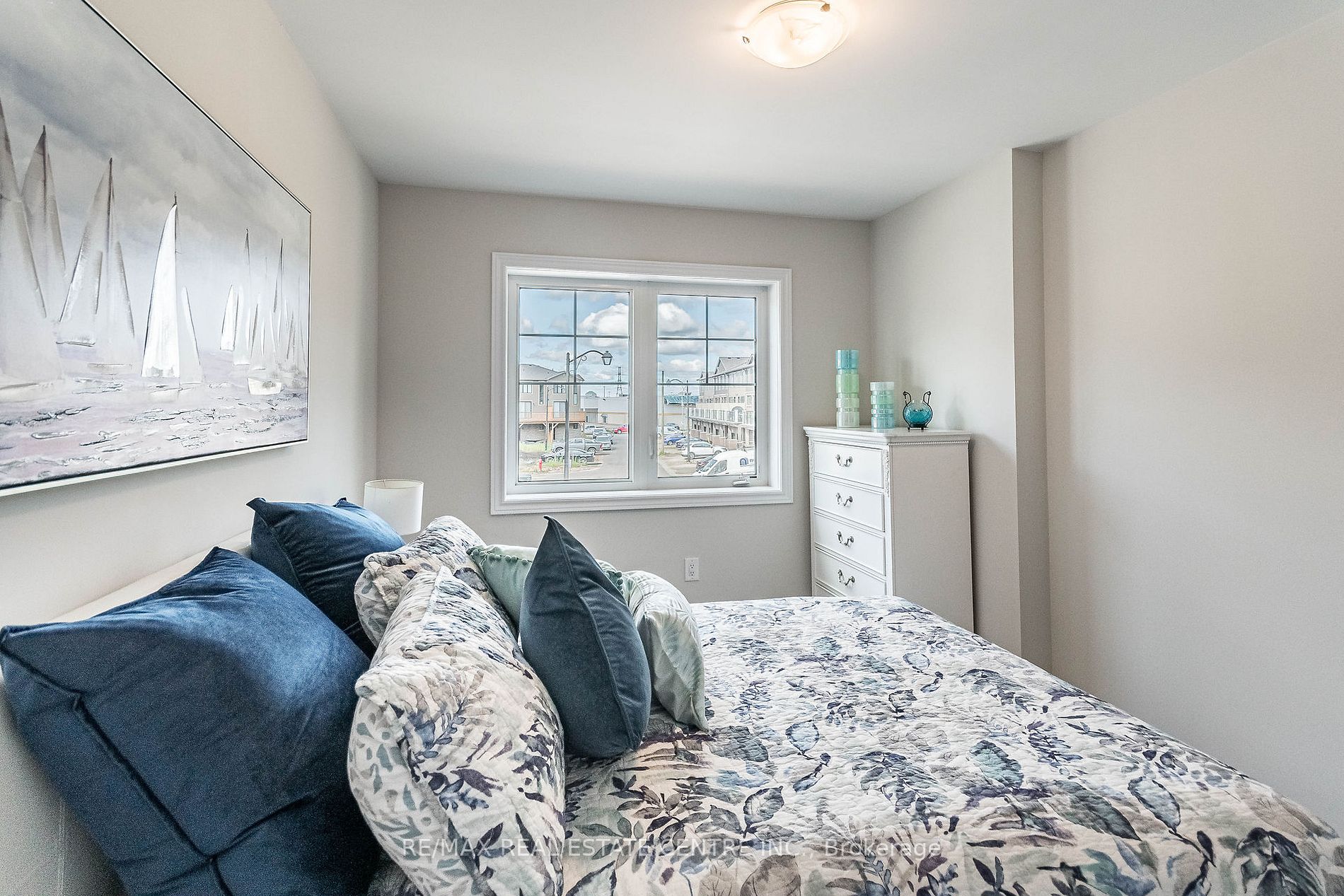 100 Hollywood Crt, #48