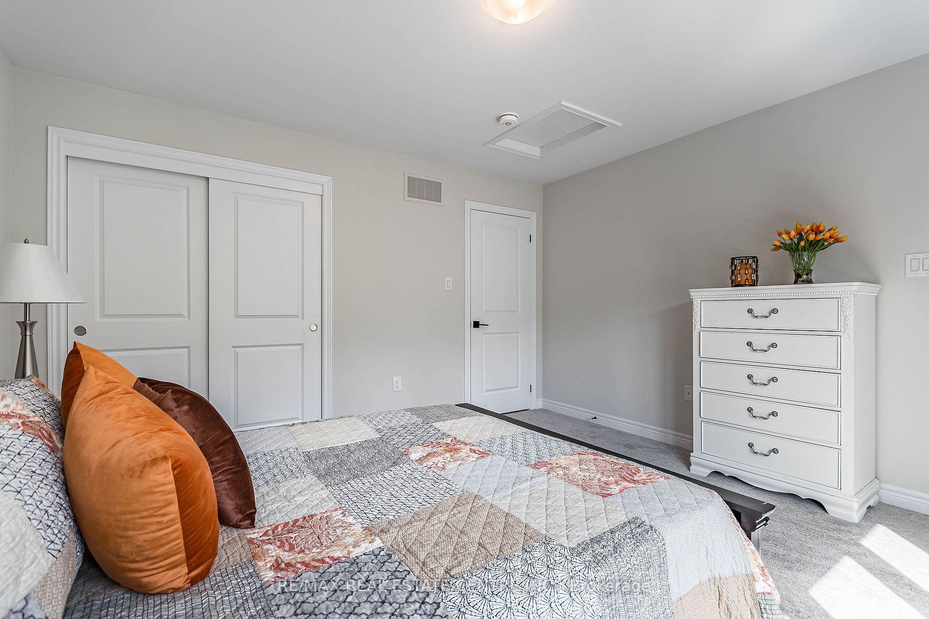 100 Hollywood Crt, #48