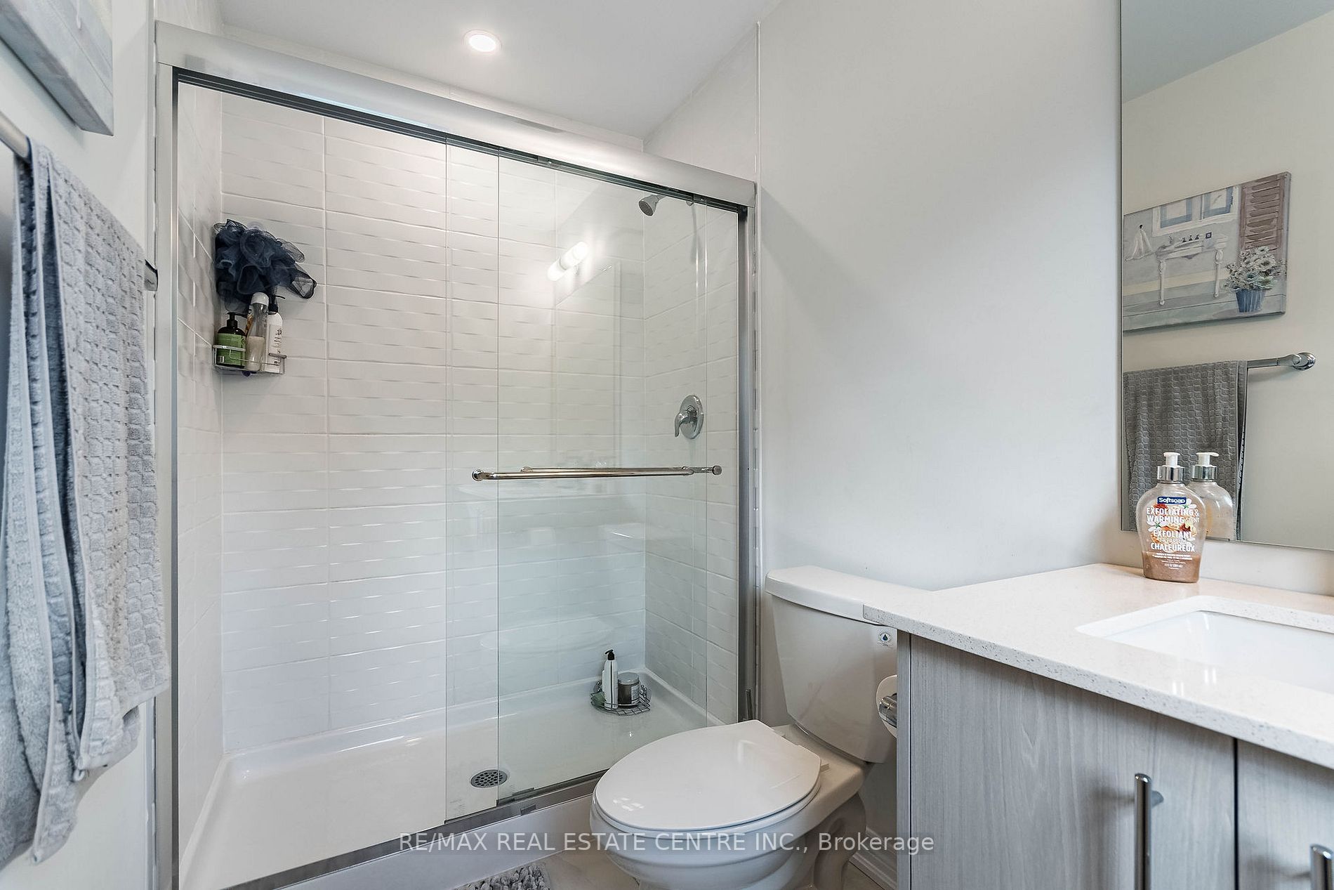100 Hollywood Crt, #48