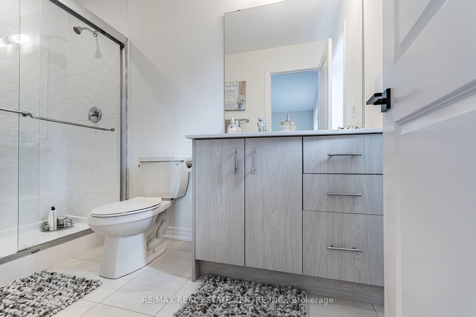 100 Hollywood Crt, #48