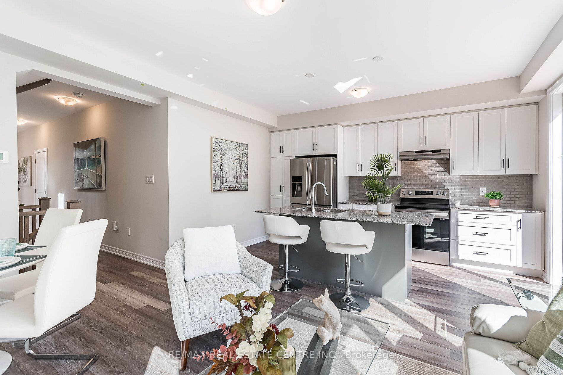 100 Hollywood Crt, #48
