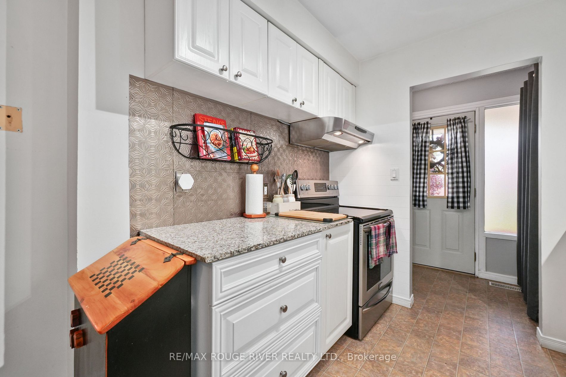 47 Meredith Cres