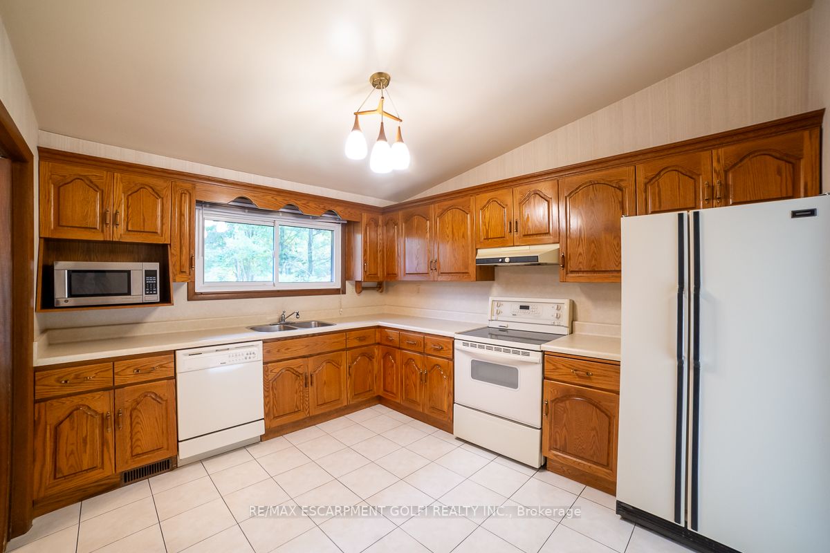 108 Lowden Ave