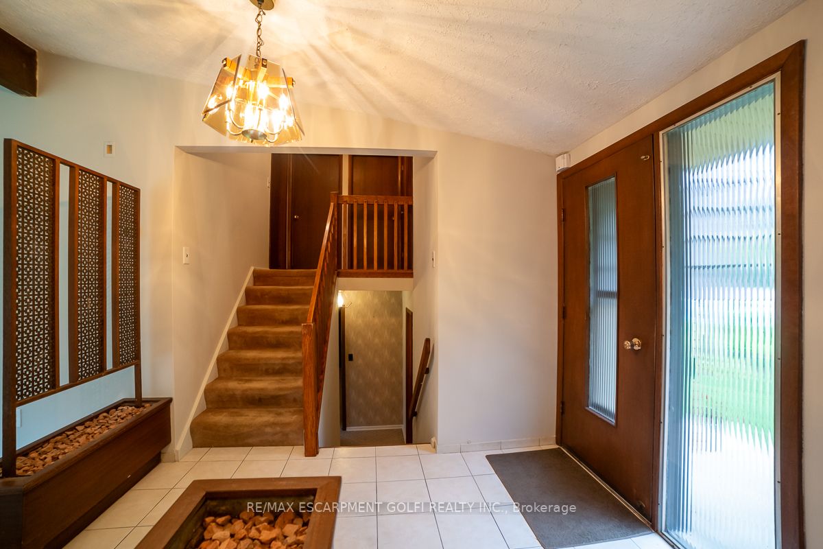 108 Lowden Ave