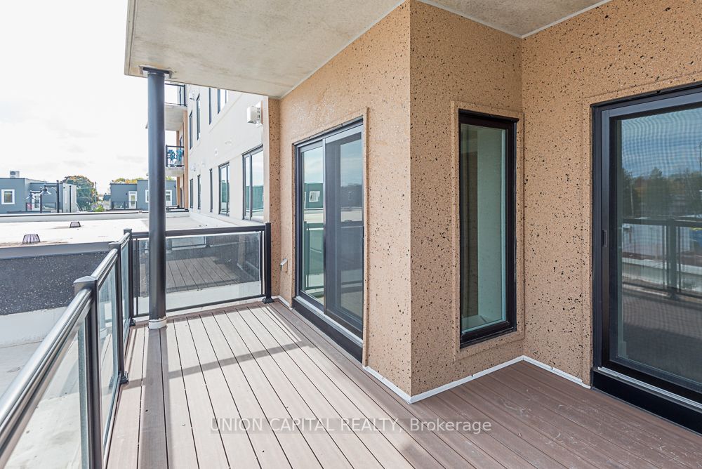 19A West St N, #203