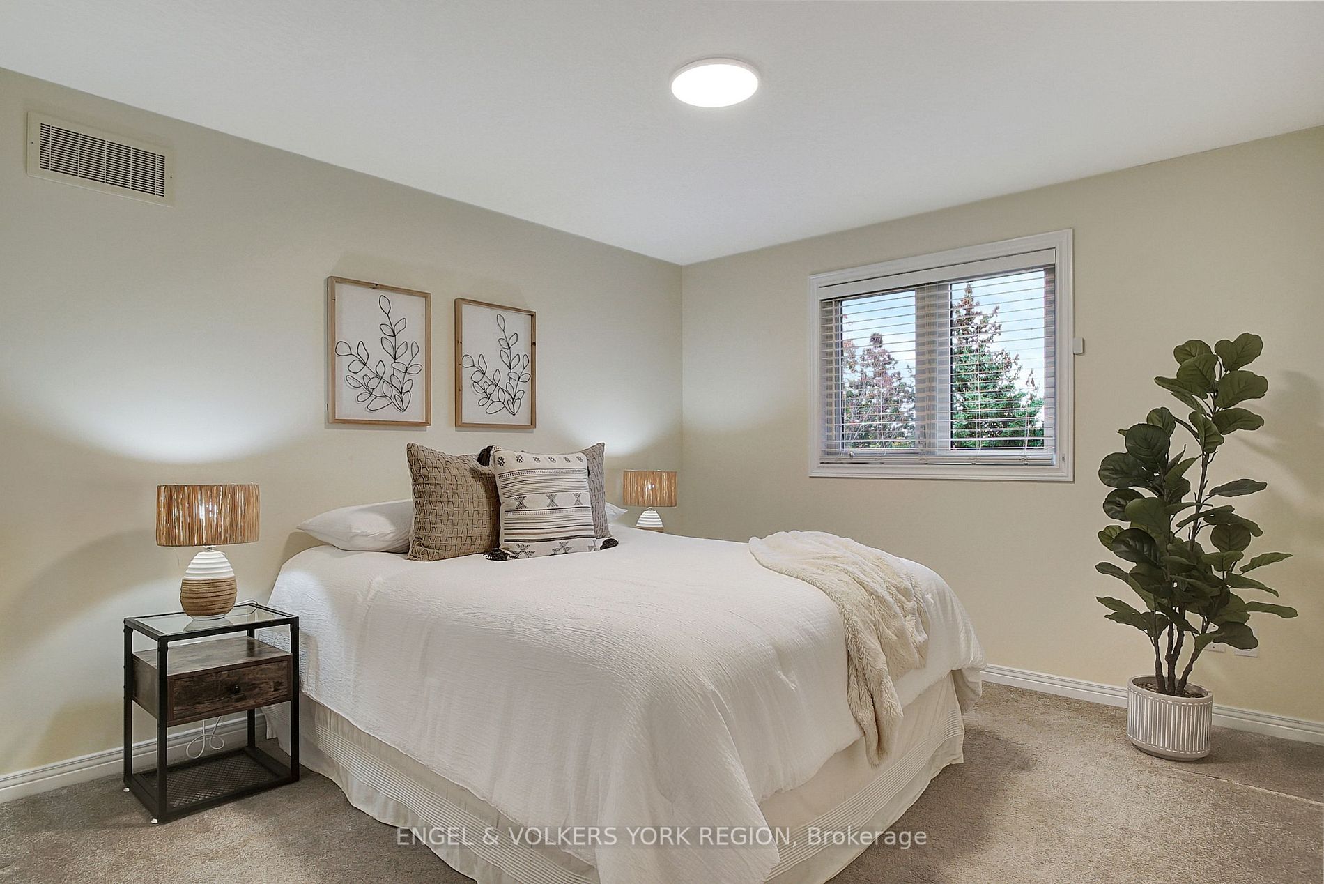 19 Baden Crt