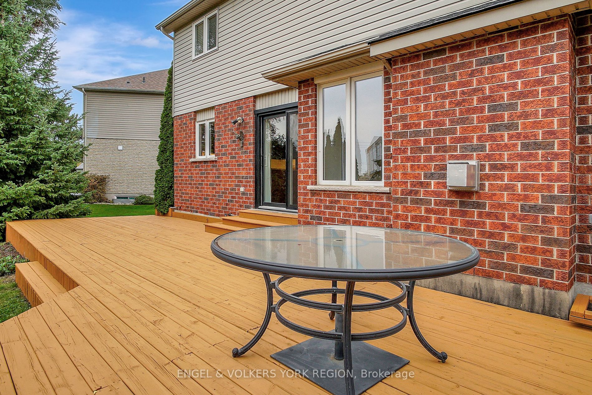 19 Baden Crt
