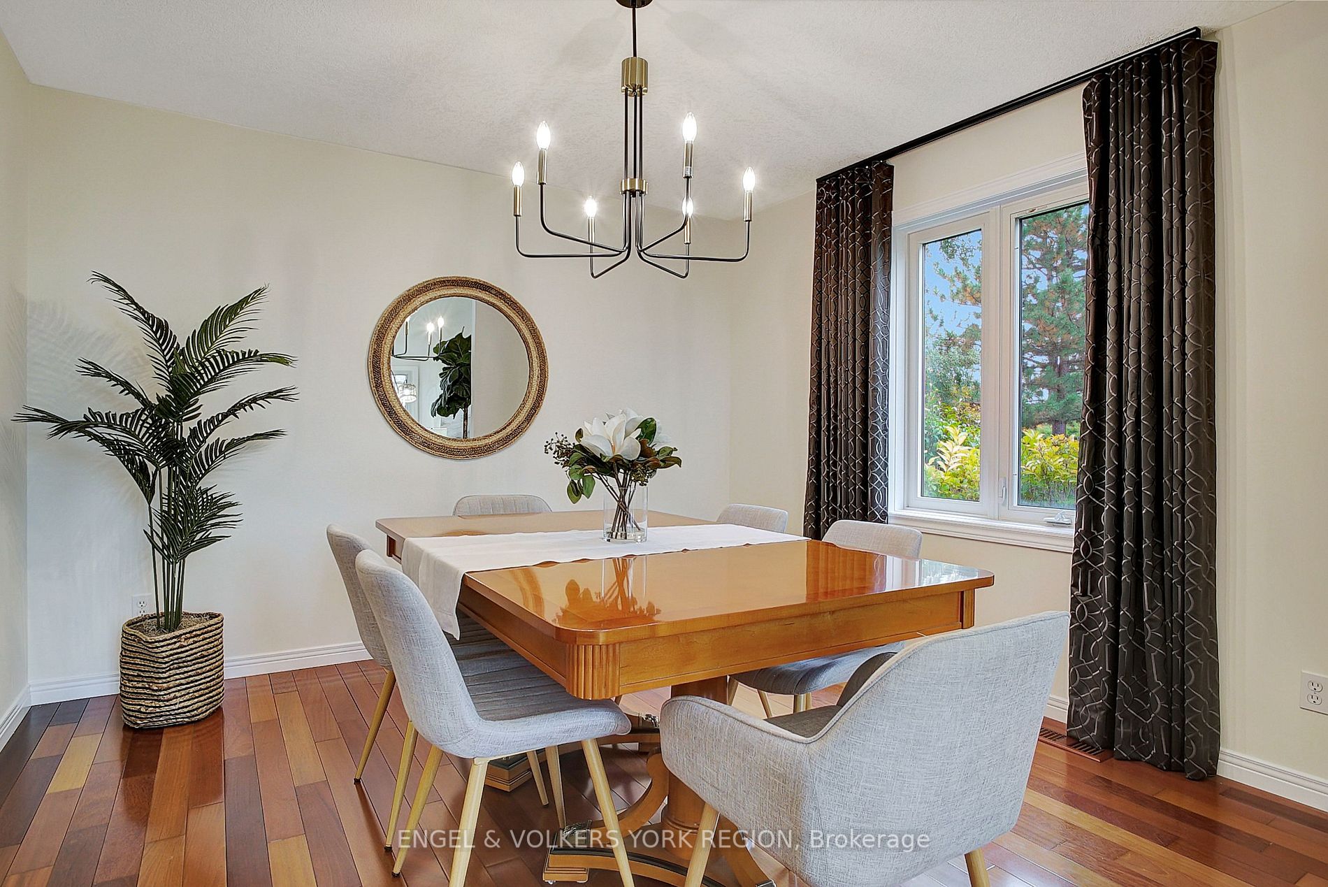 19 Baden Crt
