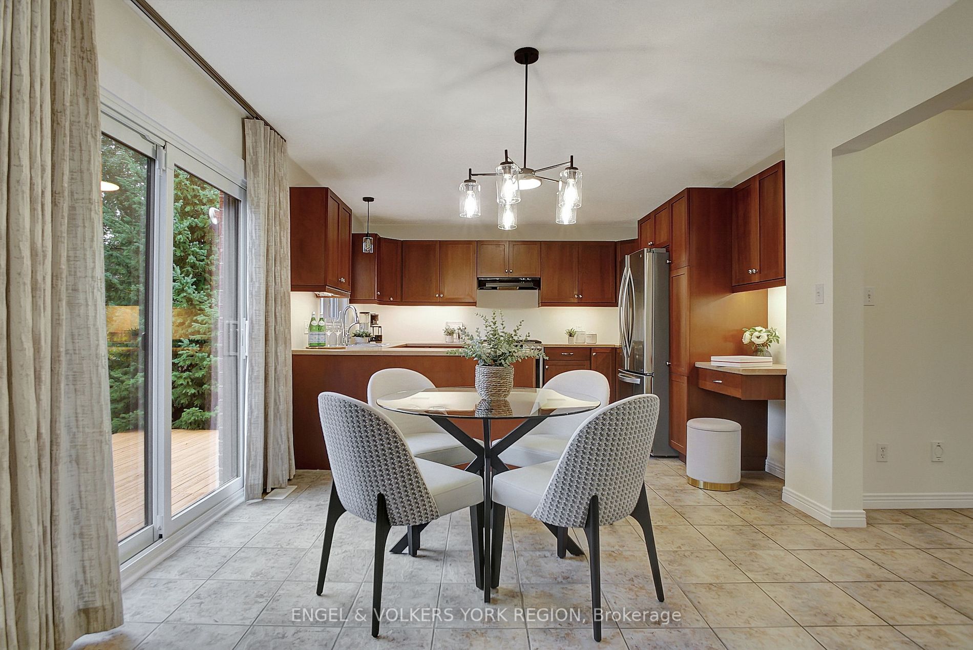 19 Baden Crt