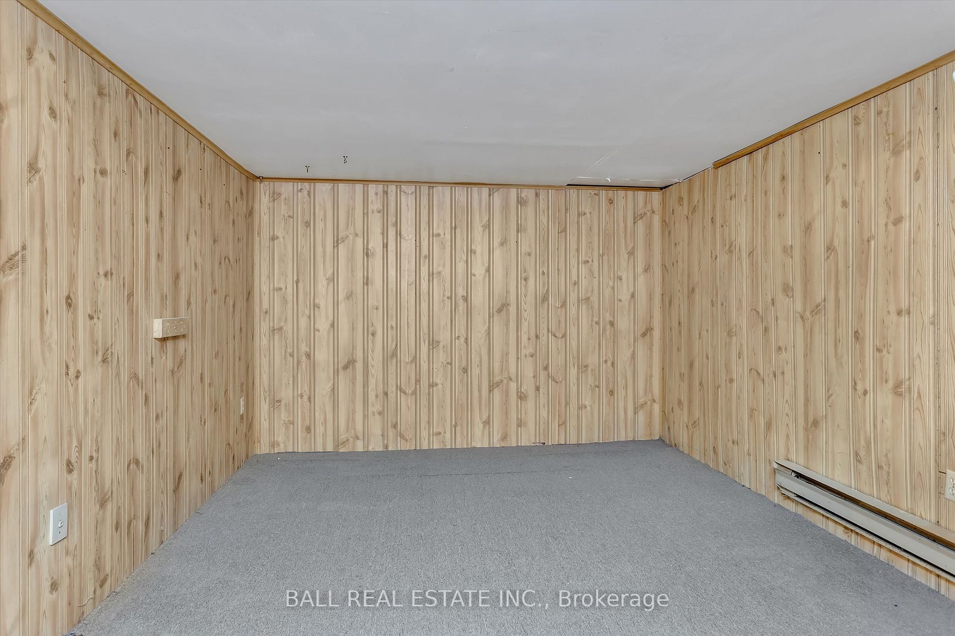 28 Applewood Crt