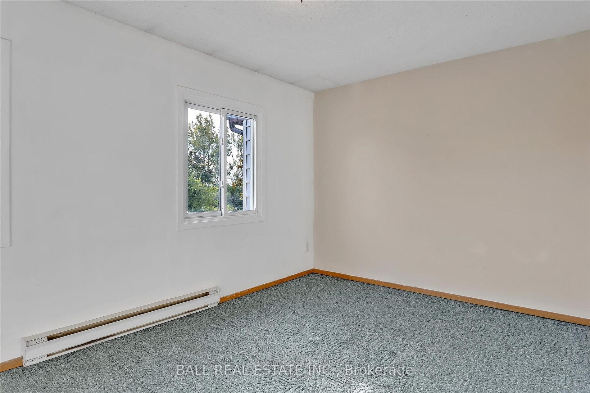 28 Applewood Crt