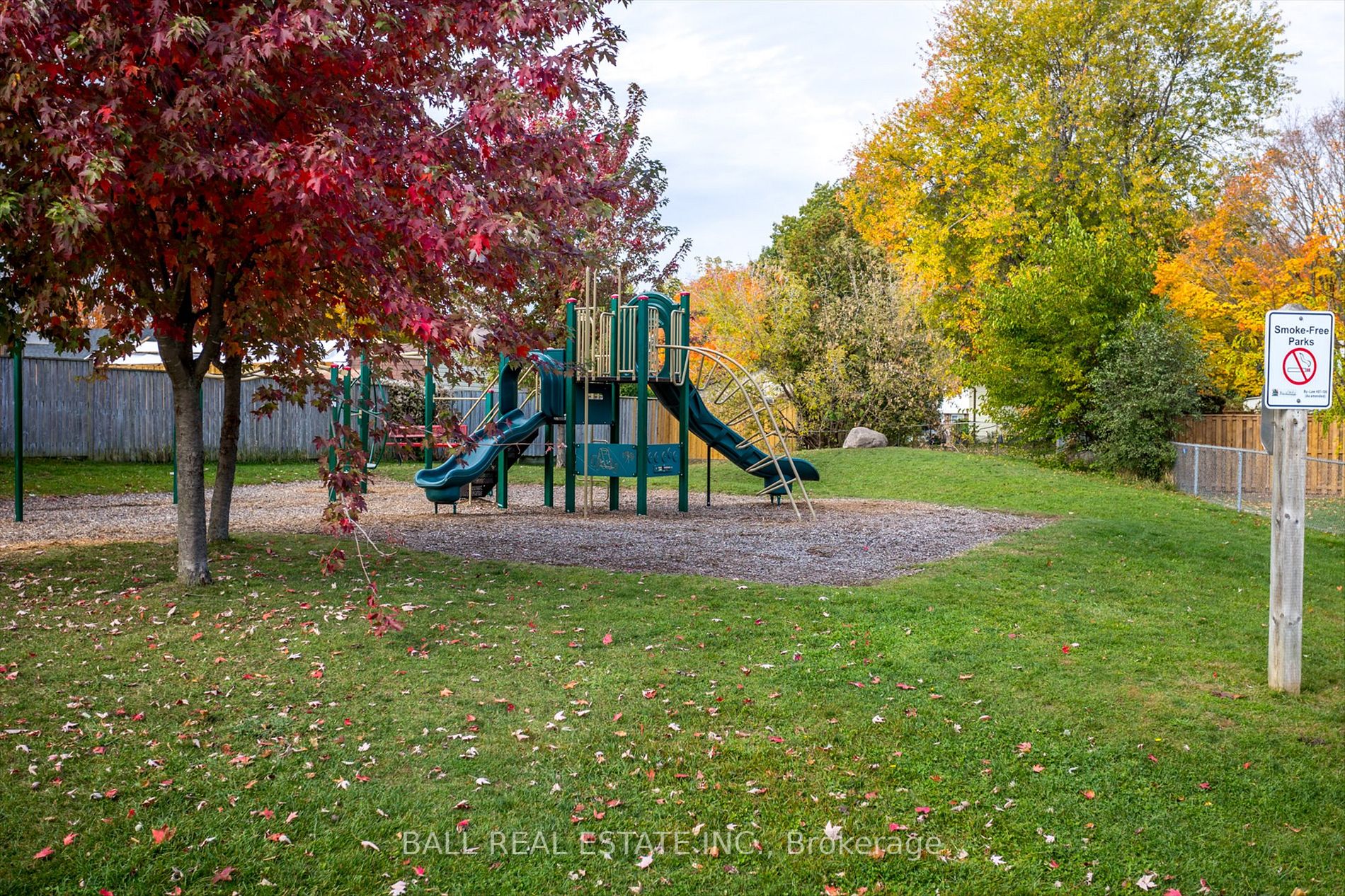 28 Applewood Crt