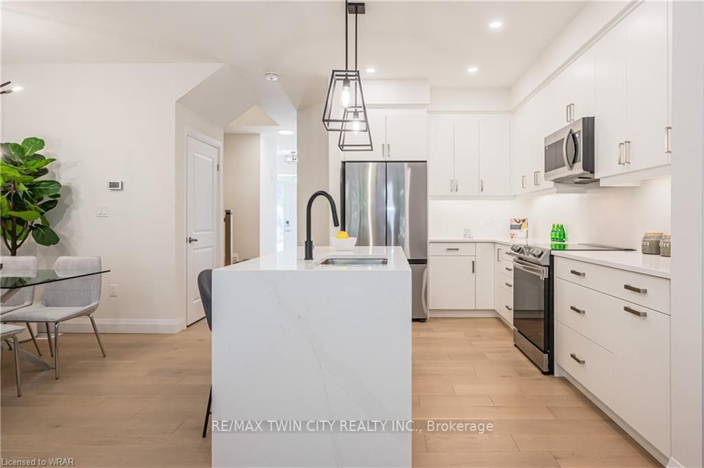 143 Elgin St N, #Lot 46