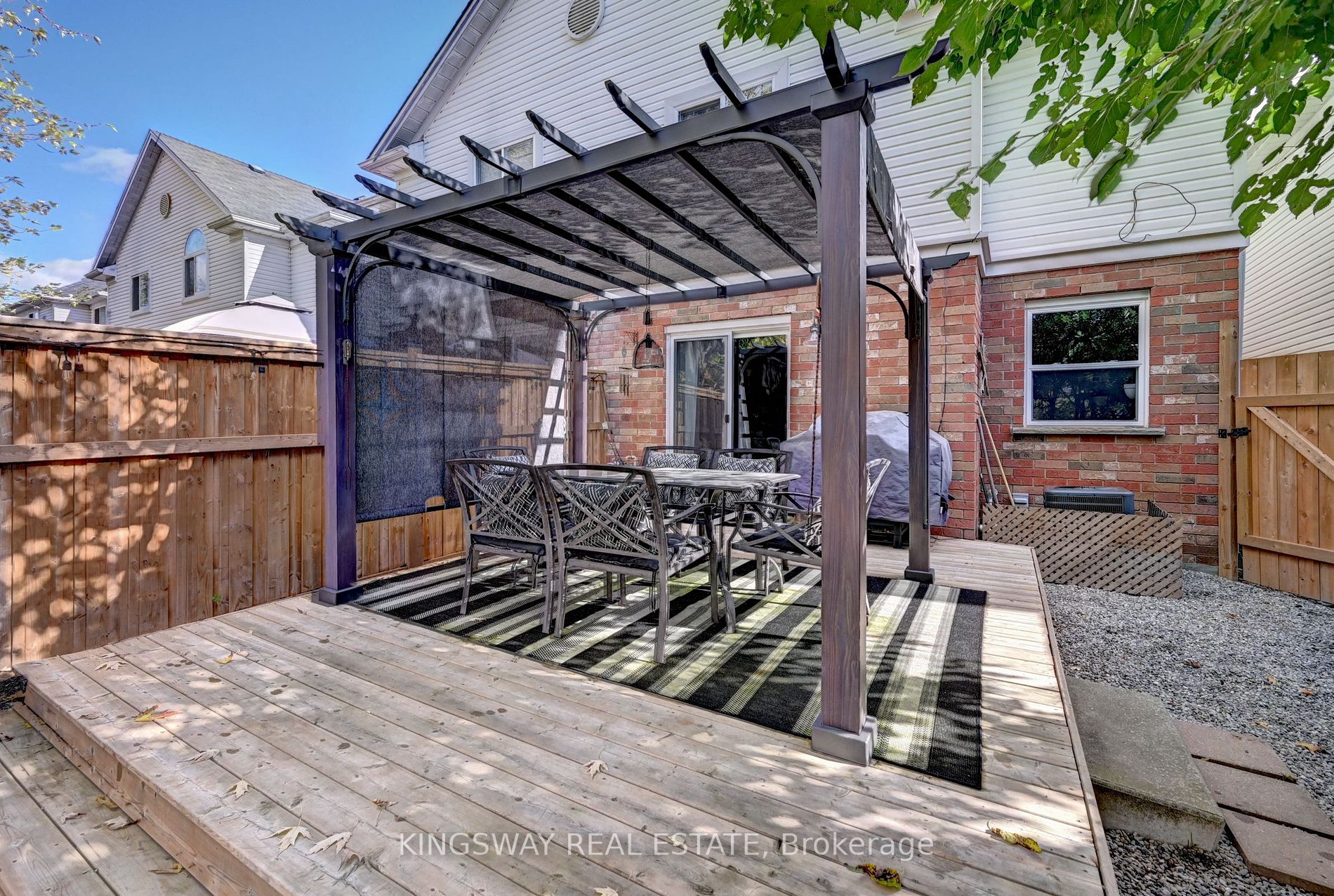 503 Mayflower St