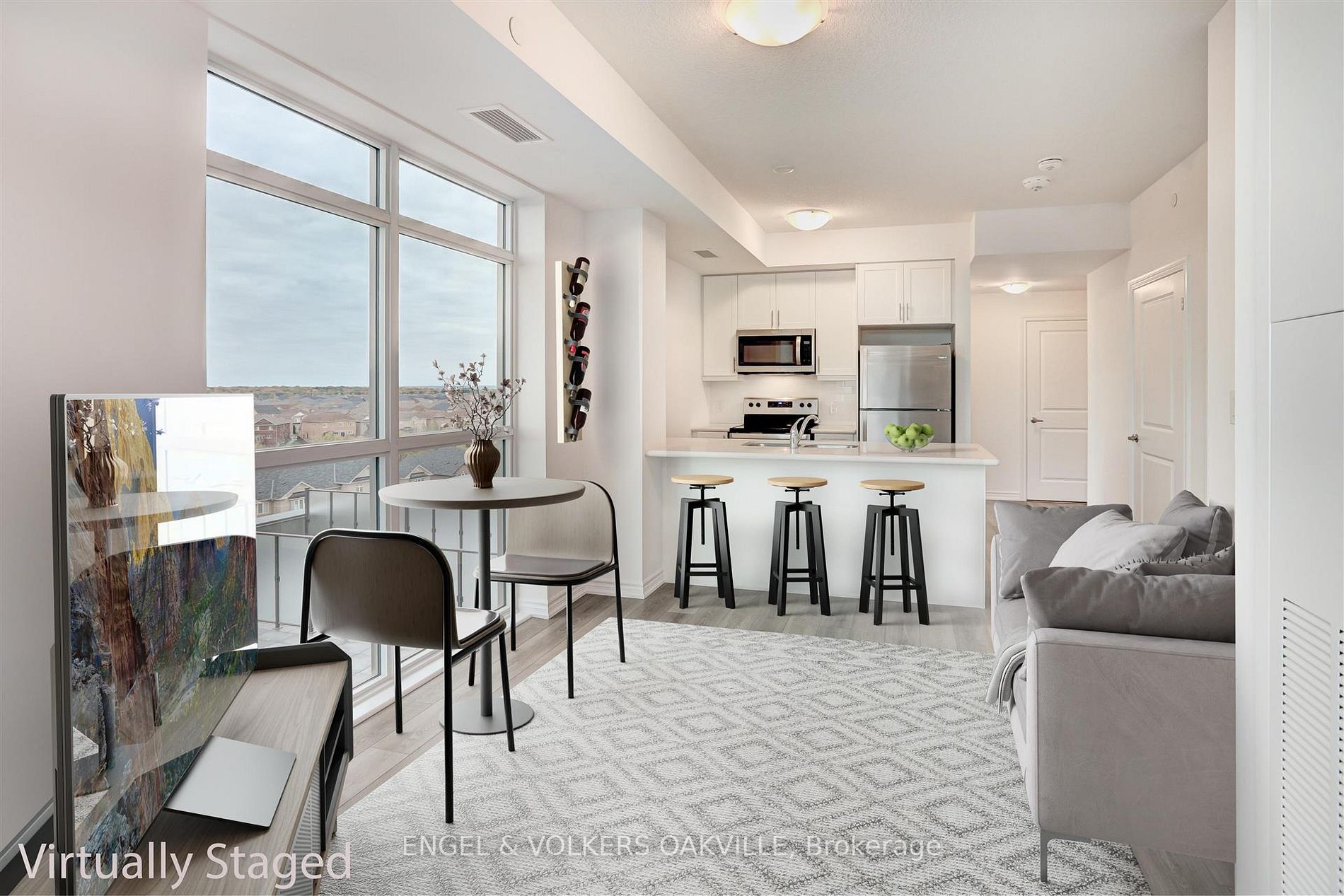 460 Dundas St E, #611