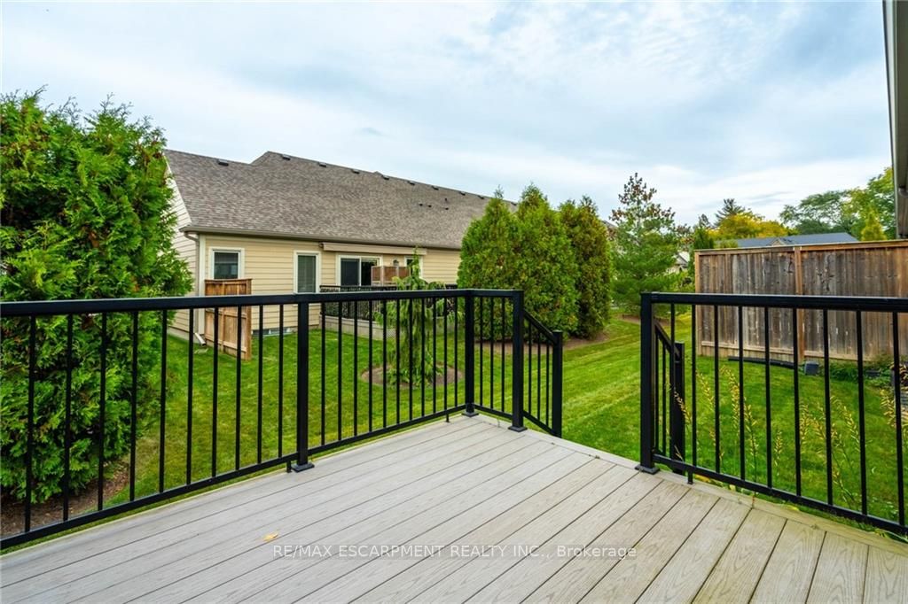 2 PROSPECT Lane #33