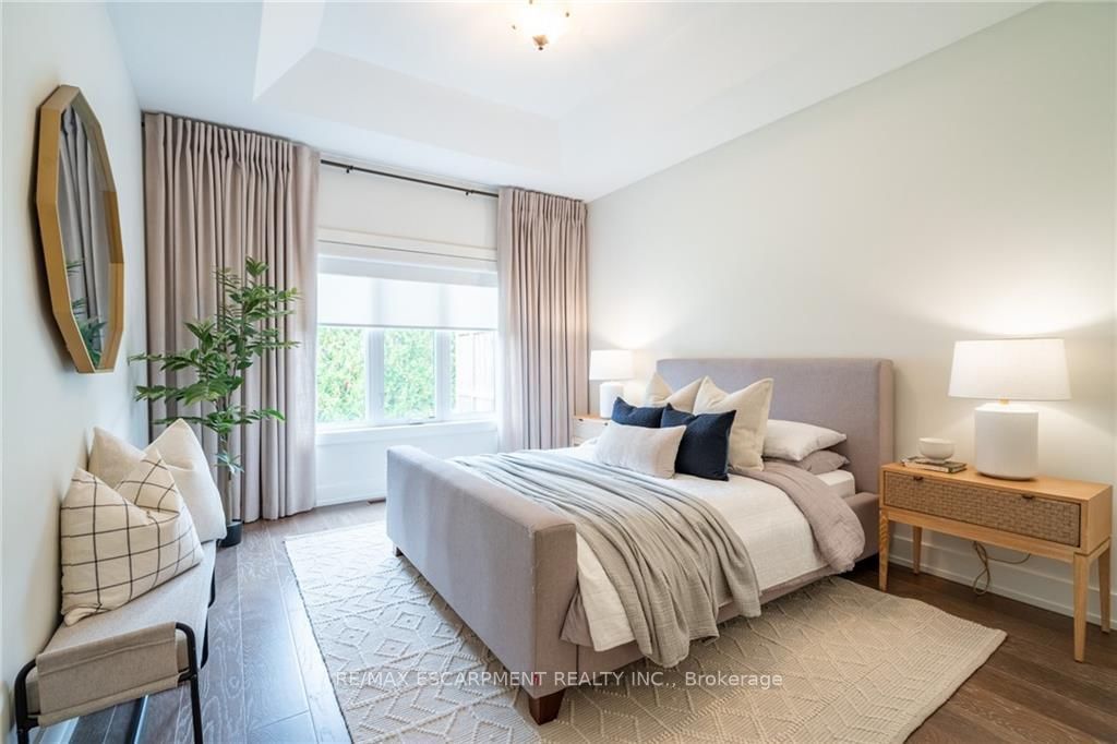 2 PROSPECT Lane #33