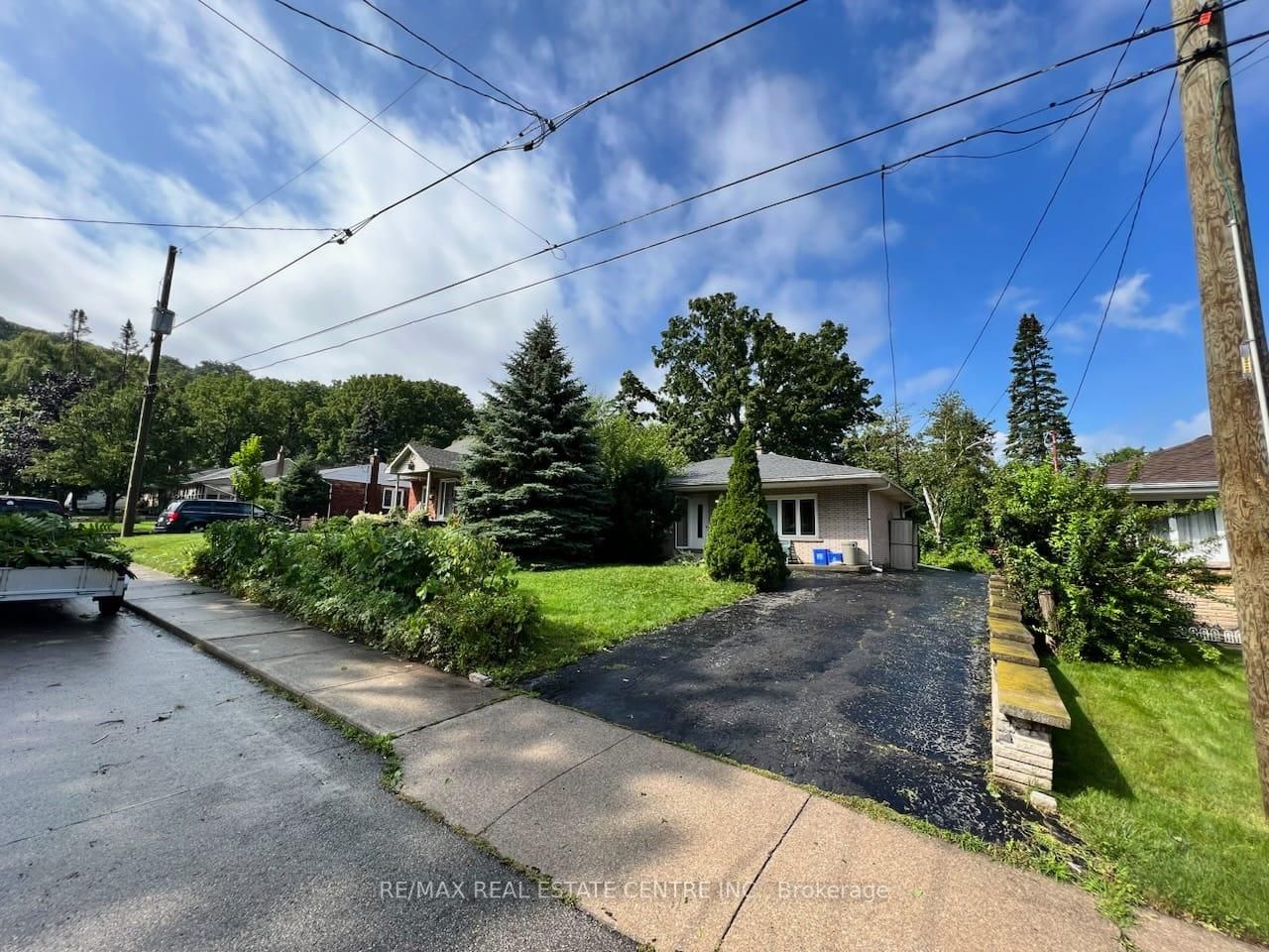 196 Rifle Range Rd