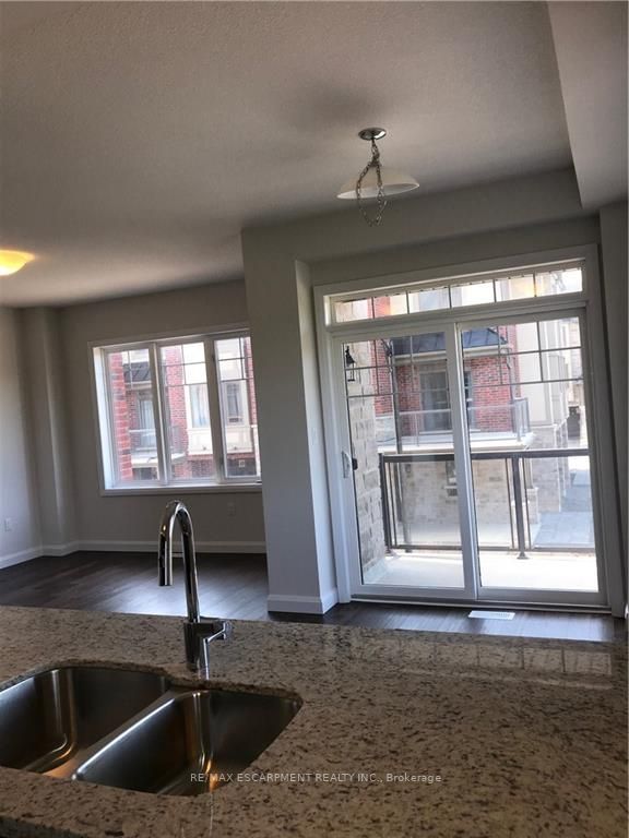 1169 Garner Rd E, #38