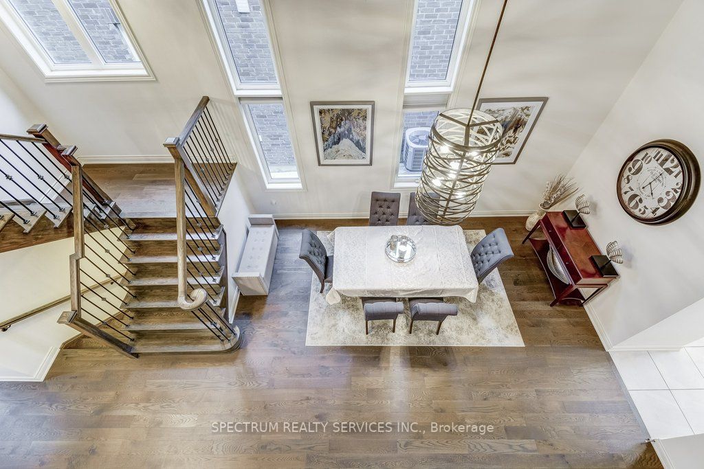 35 Chaumont Drive