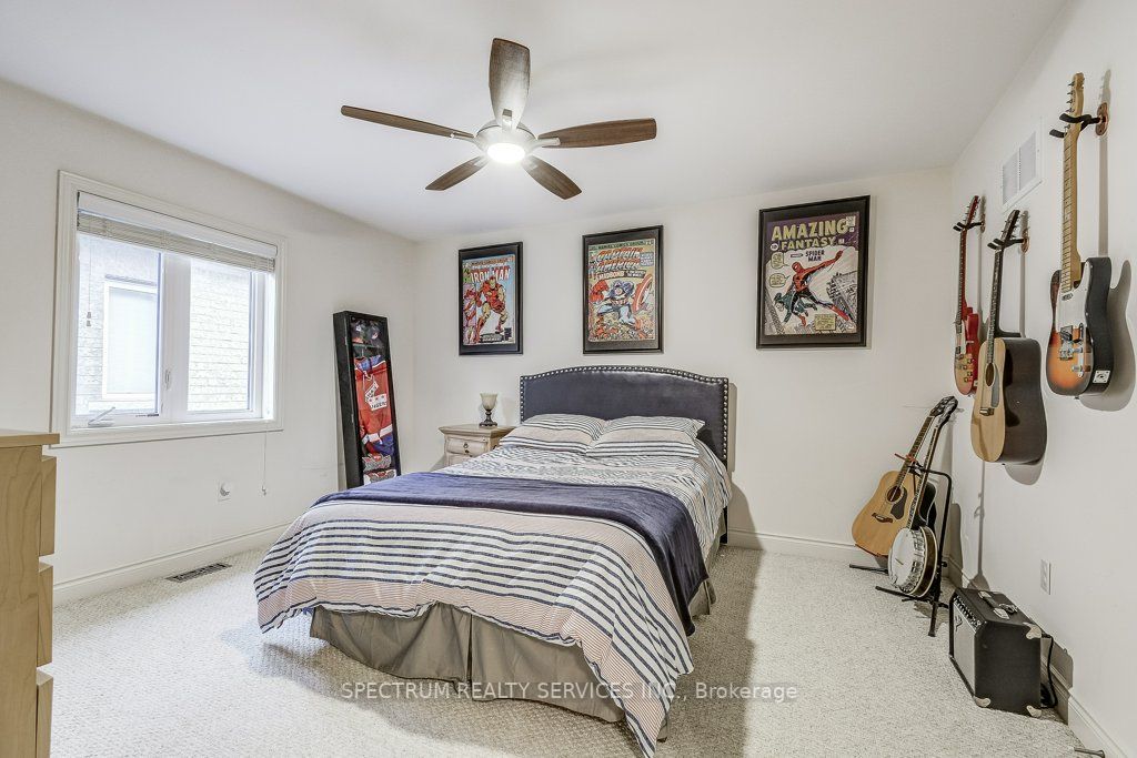 35 Chaumont Drive