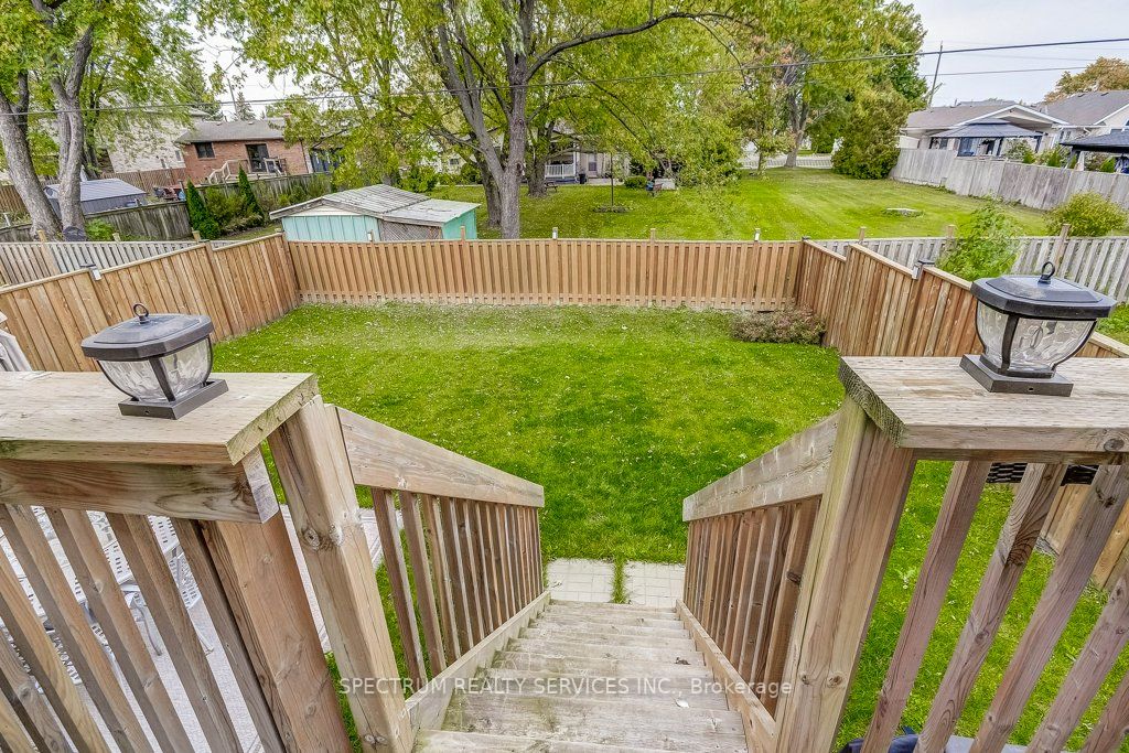 35 Chaumont Drive