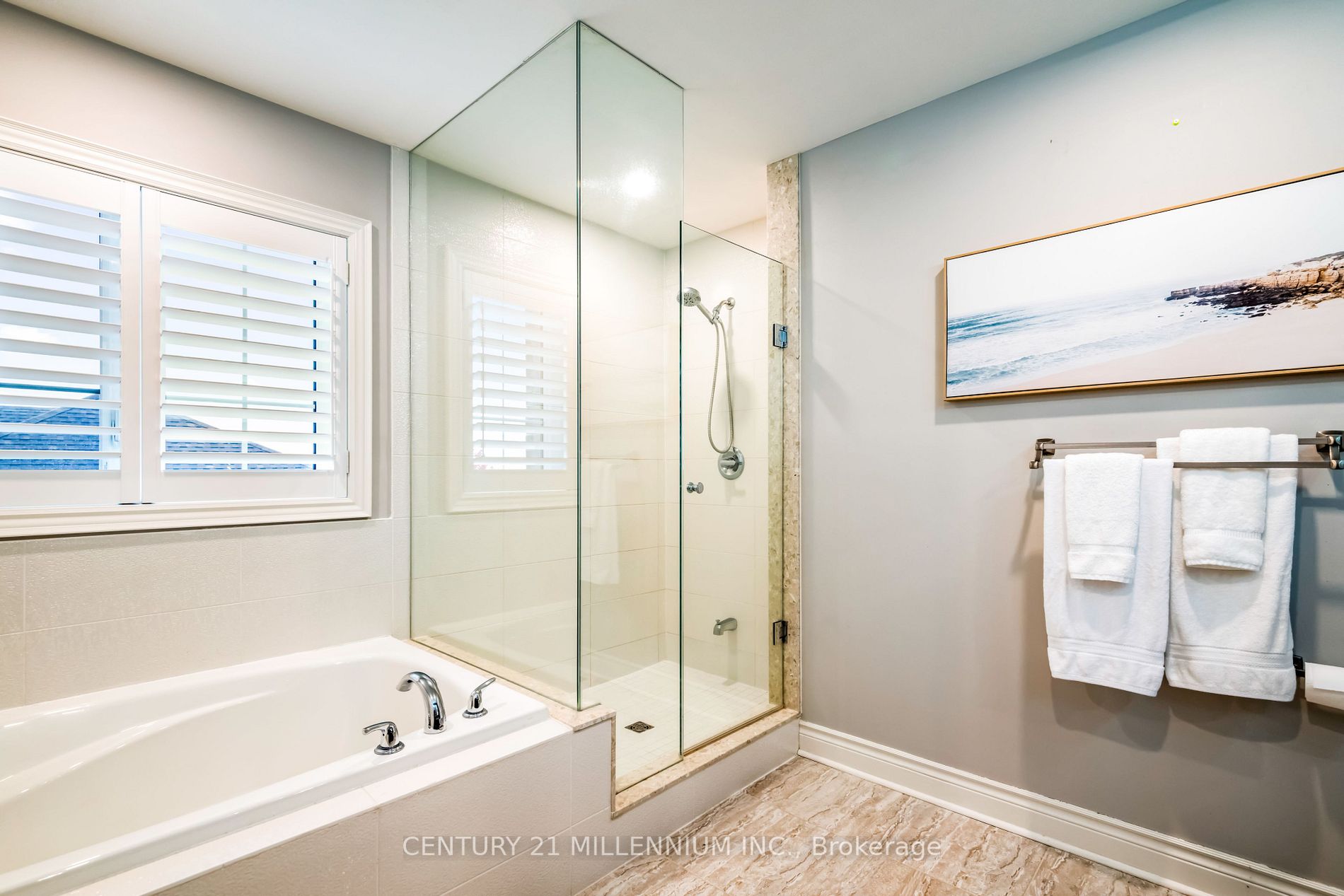 28 Mitchell Cres