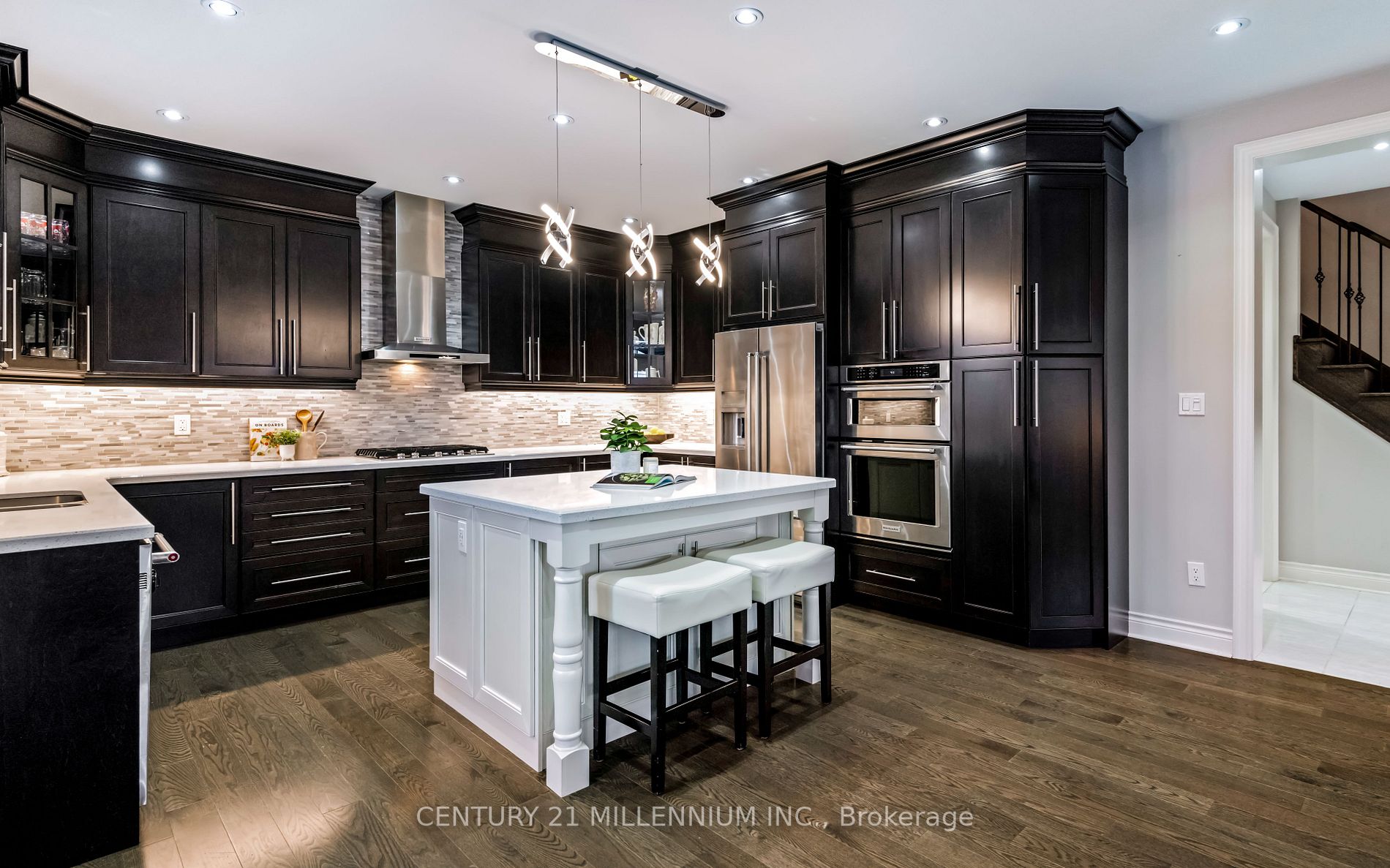28 Mitchell Cres