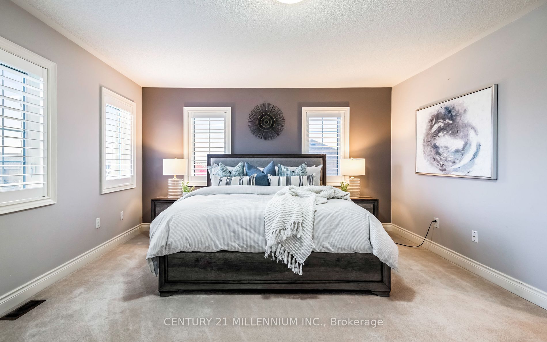 28 Mitchell Cres
