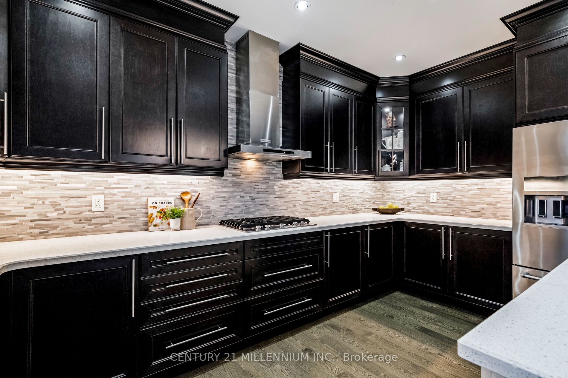 28 Mitchell Cres