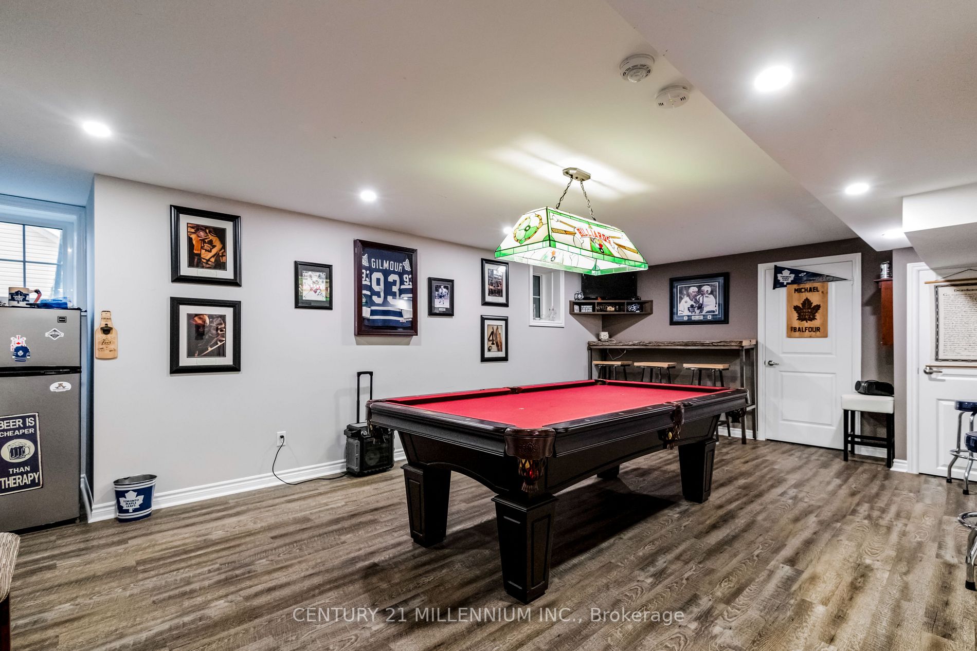 28 Mitchell Cres