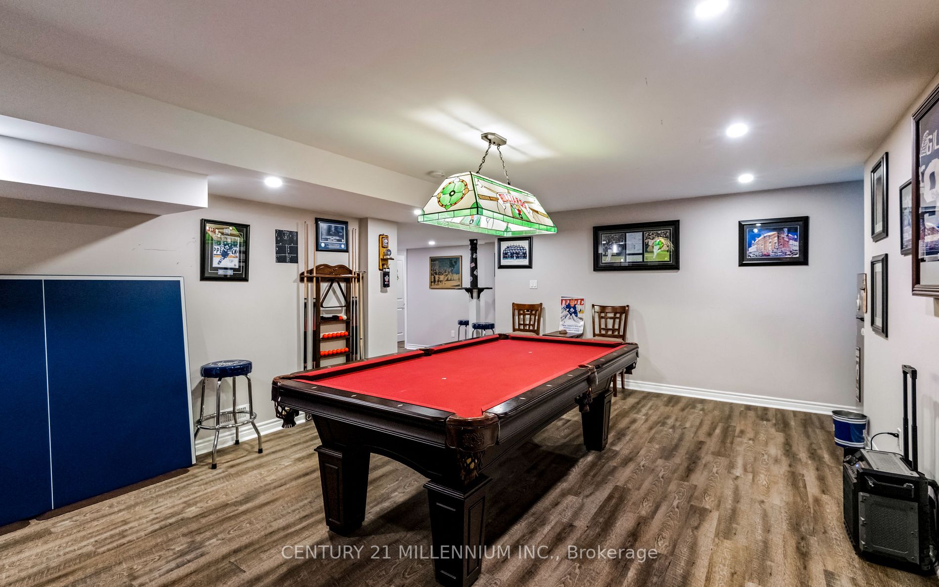 28 Mitchell Cres
