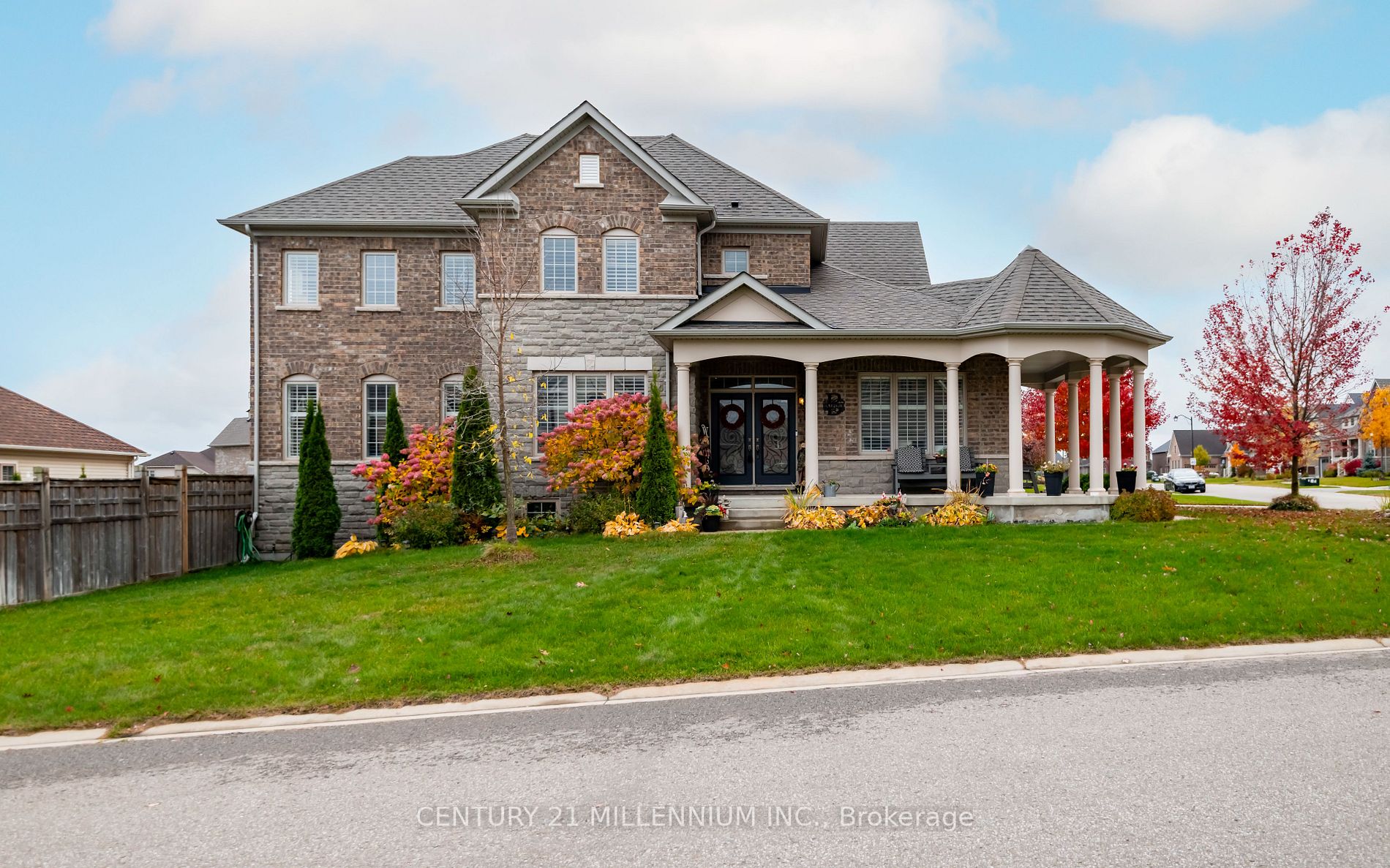 28 Mitchell Cres