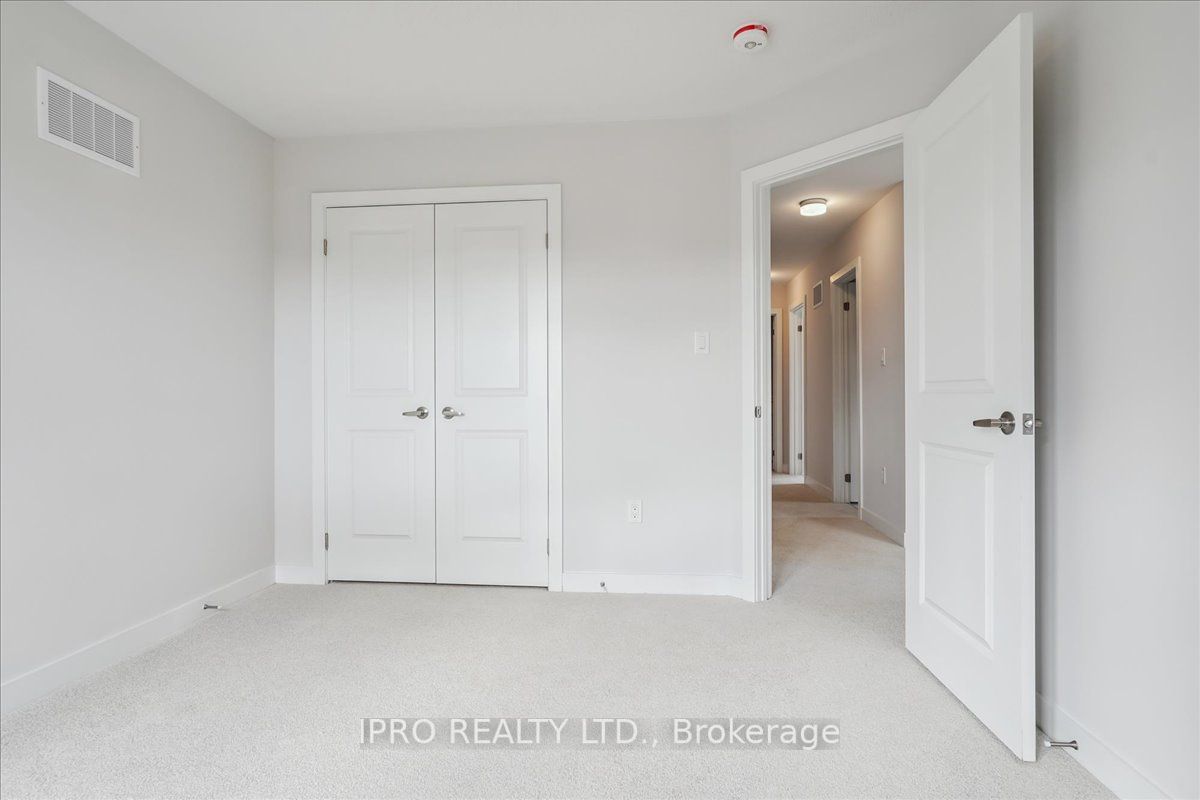 14 Butternet Dr E