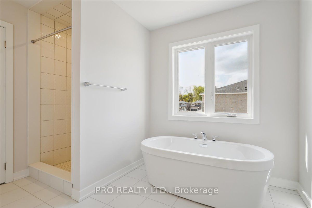 14 Butternet Dr E