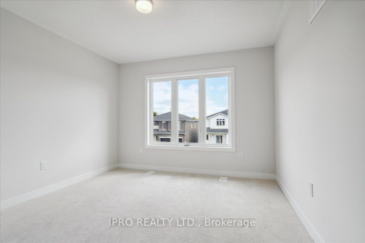 14 Butternet Dr E