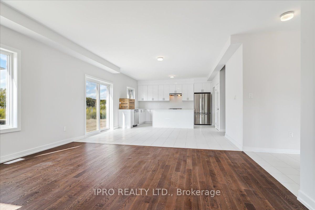 14 Butternet Dr E