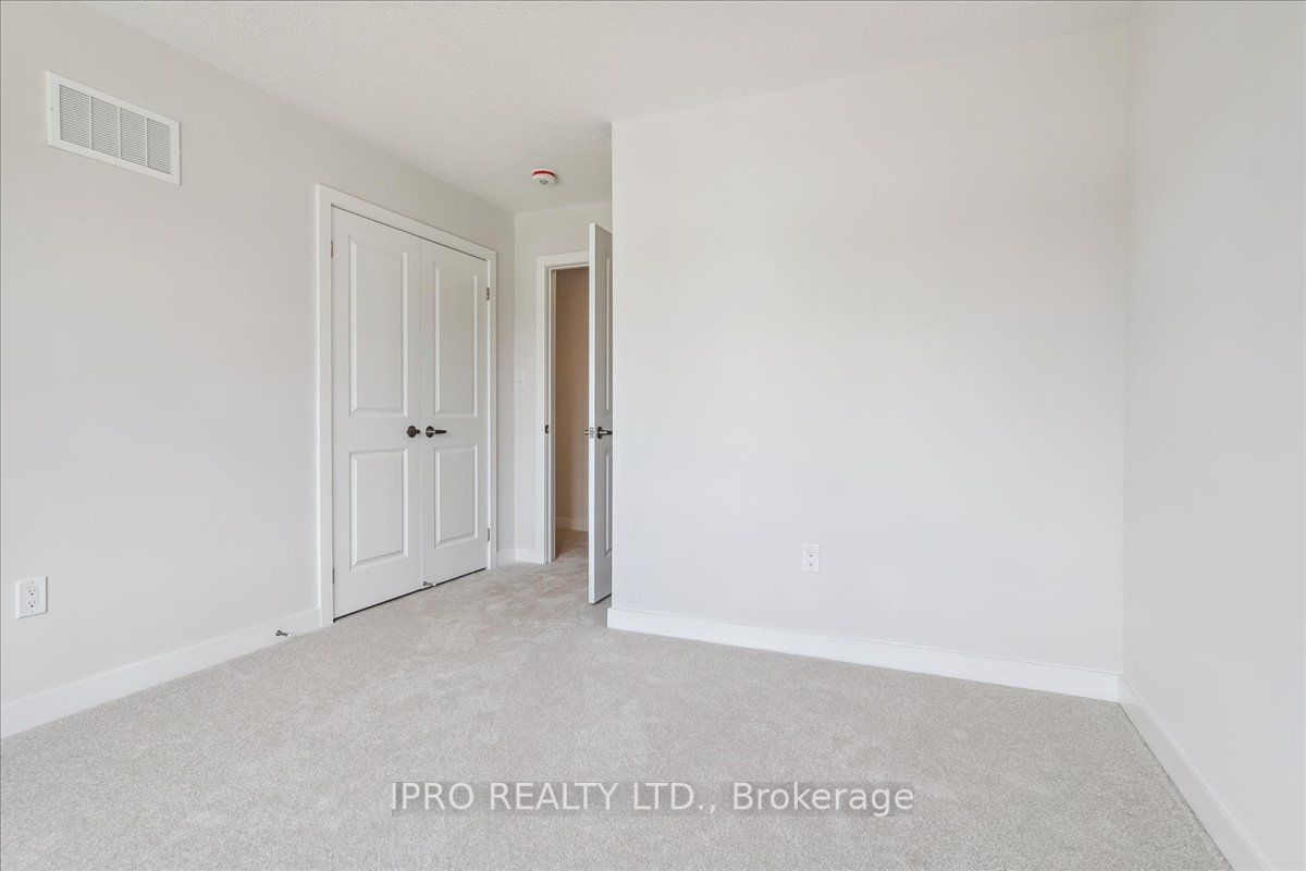 14 Butternet Dr E