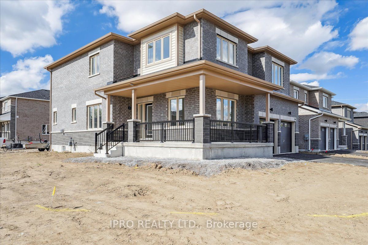 14 Butternet Dr E
