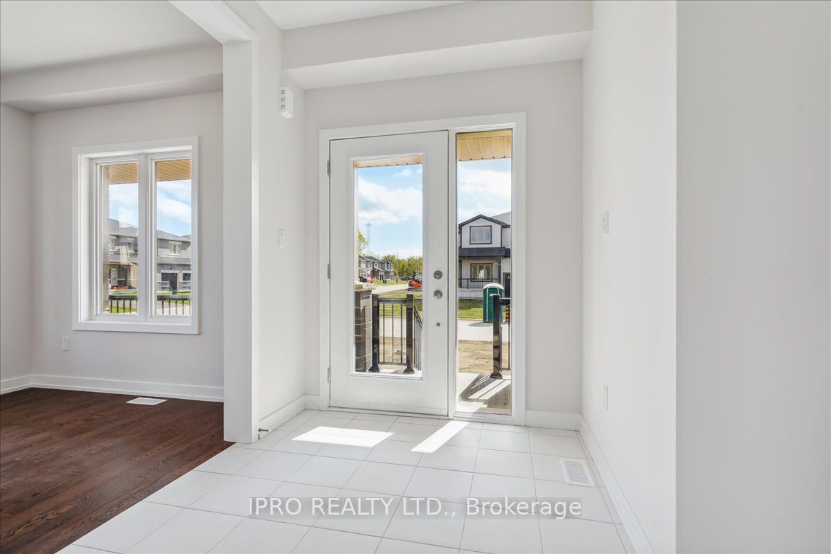 14 Butternet Dr E