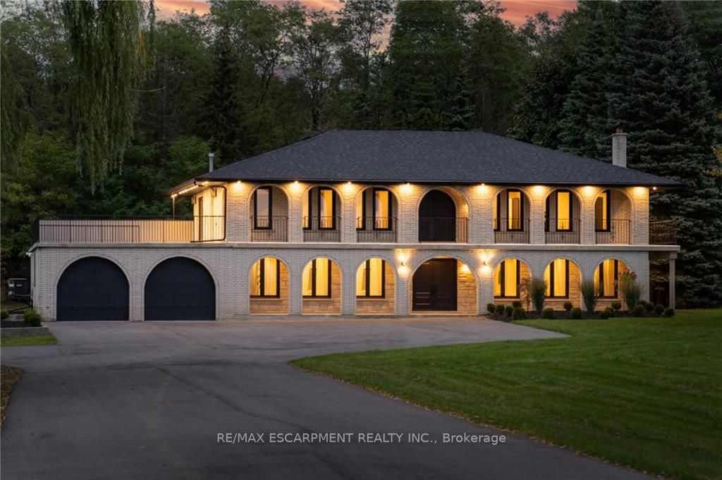 40 Ridge Rd W