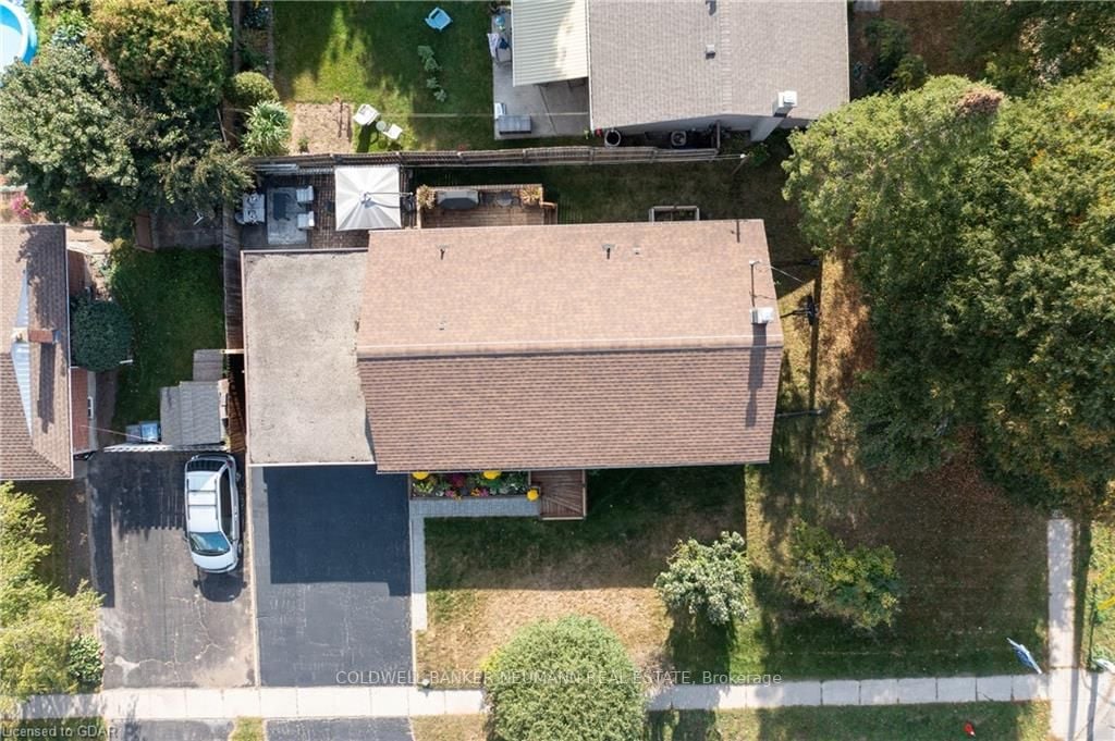 94 Victoria Rd N