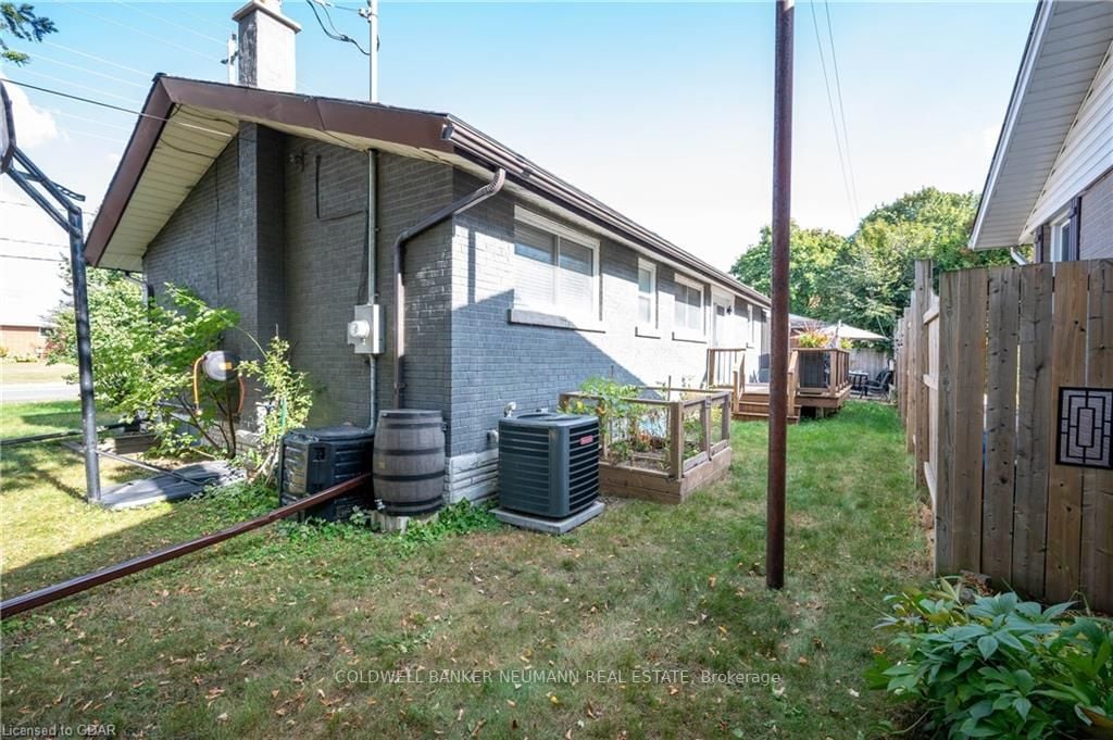 94 Victoria Rd N