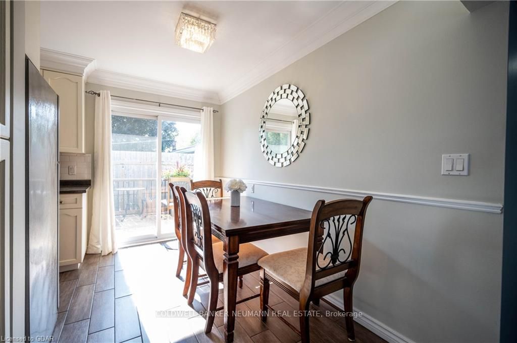 94 Victoria Rd N